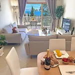 Luxurious T2 With Pool & Breathtaking Ocean Views By Becherish * البوفيرا