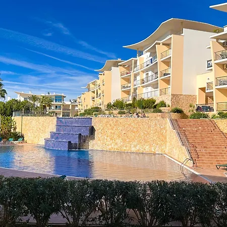 شقة Luxurious T2 With Pool & Breathtaking Ocean Views By Becherish *