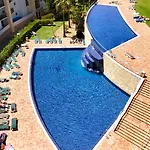 Luxurious T2 With Pool & Breathtaking Ocean Views By Becherish אלבופיירה