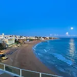 Διαμέρισμα Luxurious T2 With Pool & Breathtaking Ocean Views By Becherish *