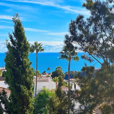 Luxurious T2 With Pool & Breathtaking Ocean Views By Becherish البوفيرا