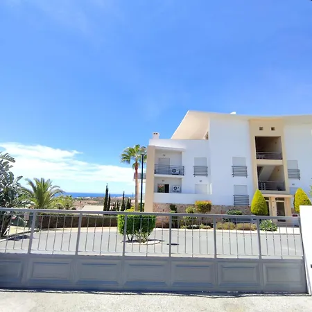 شقة Luxurious T2 With Pool & Breathtaking Ocean Views By Becherish